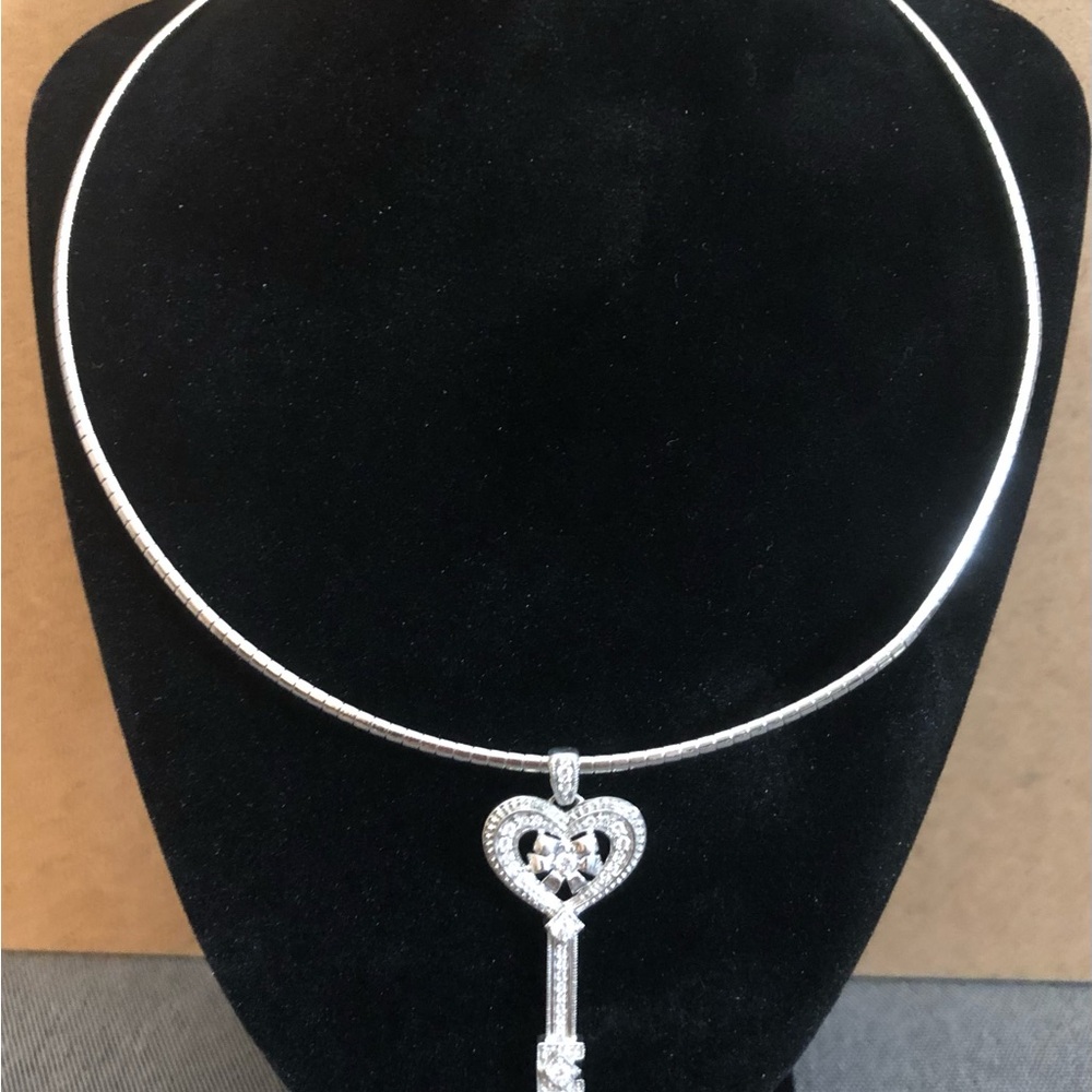 Fine 925 Sterling Silver CZ Key Heart 15" Necklace 16g
